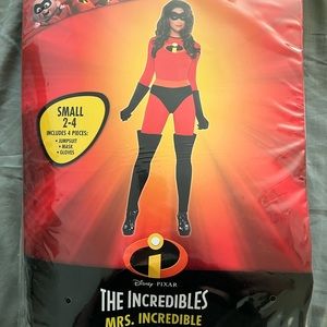 Mrs. Incredible costume